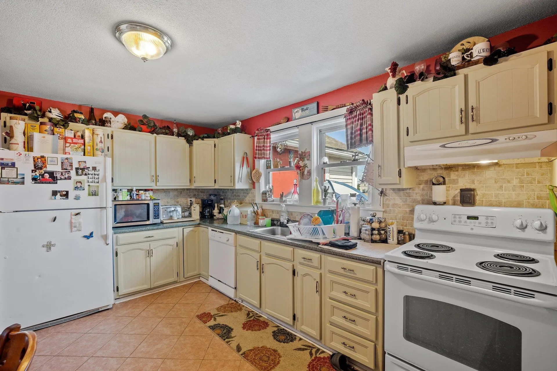 94 S Maple Street Manchester NH 03103