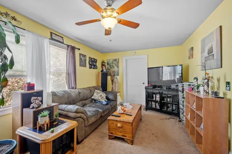 94 S Maple Street Manchester NH 03103