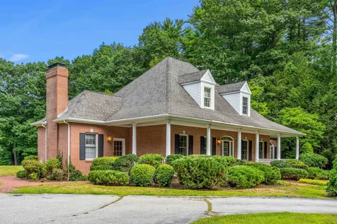 106 Mill Road North Hampton NH 03862