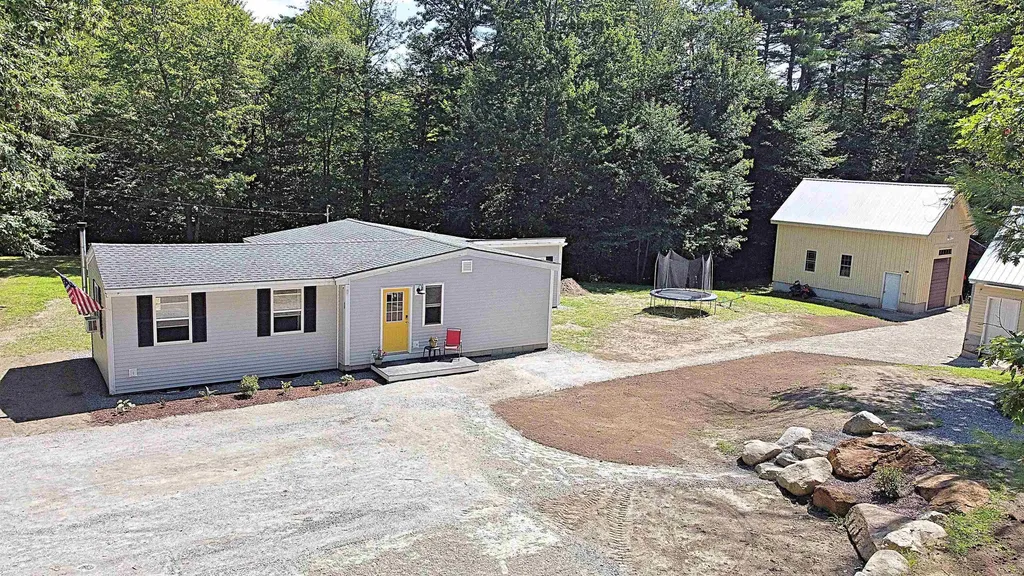 418 Flaghole Road Salisbury NH 03268