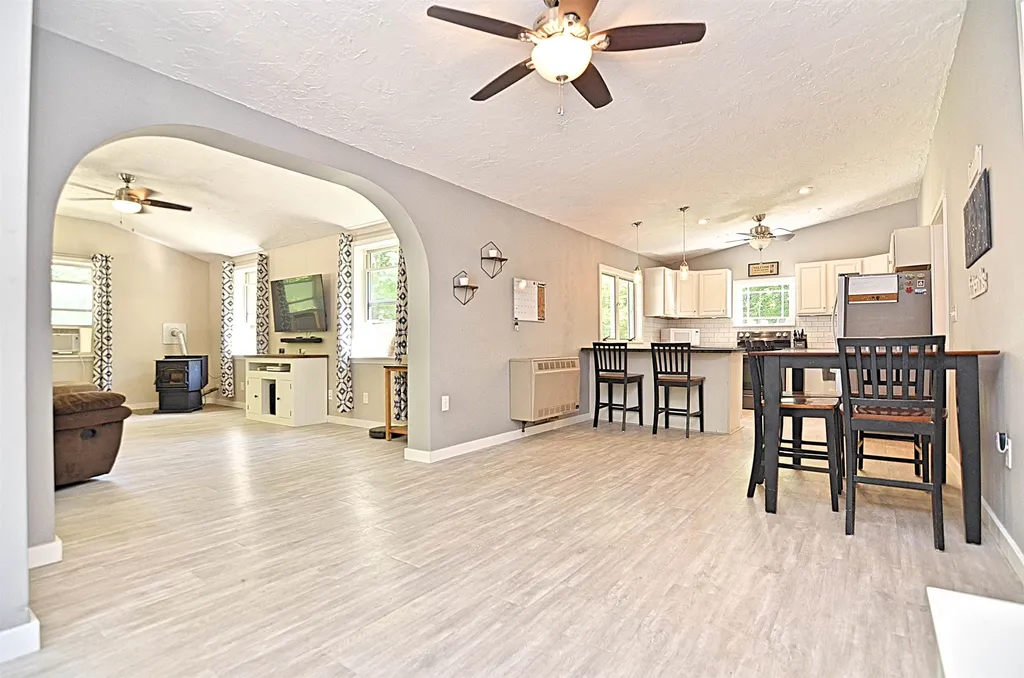418 Flaghole Road Salisbury NH 03268