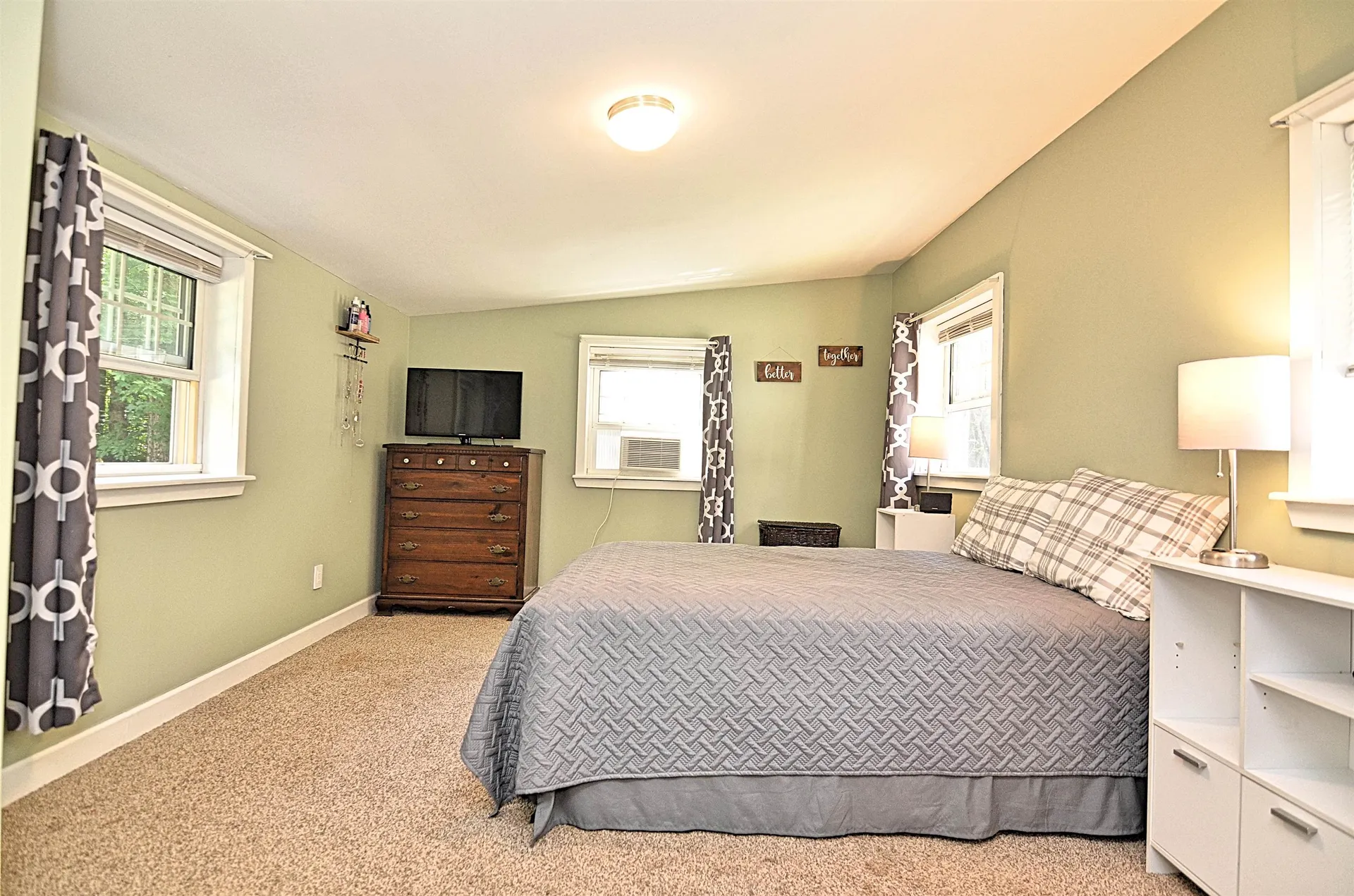 418 Flaghole Road Salisbury NH 03268