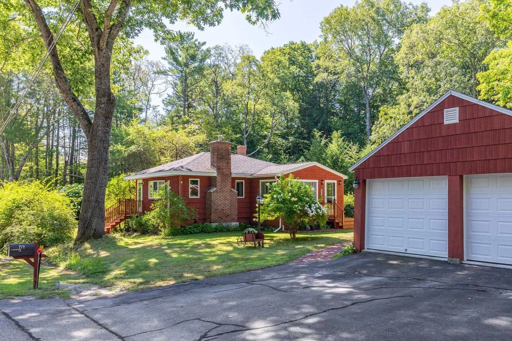 772 Farrington Corner Road Hopkinton NH 03229