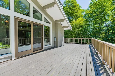 6 West Branch Road Winhall VT 05340