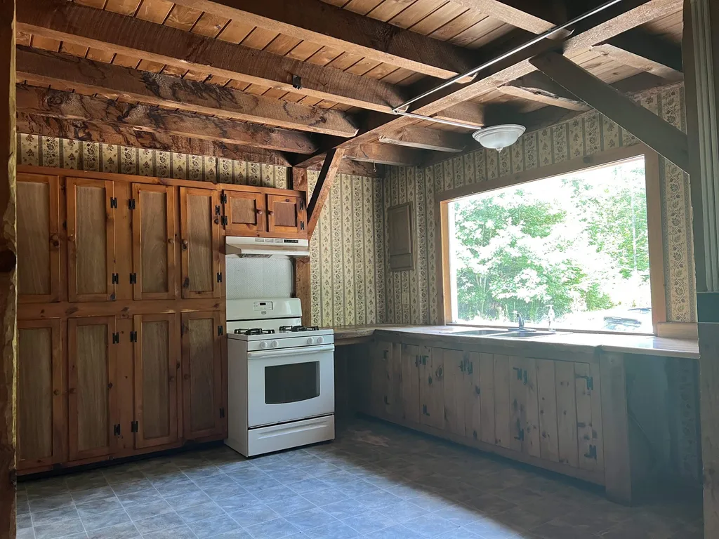 1605 Brook Road Goshen NH 03752