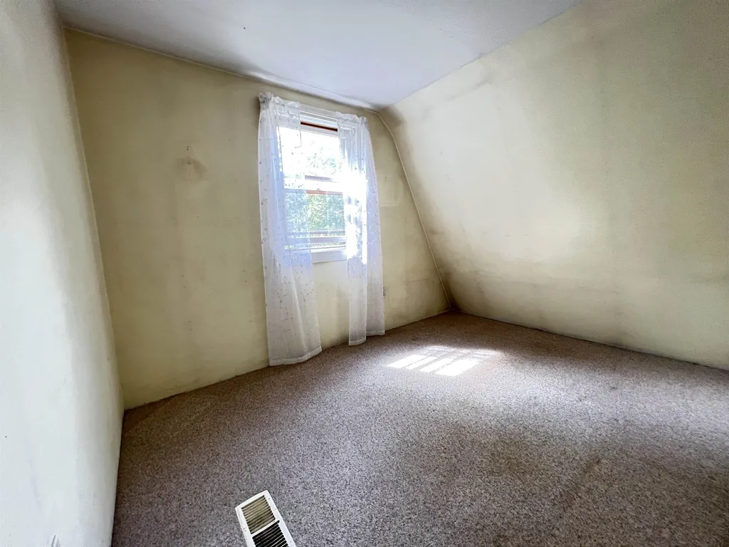 1605 Brook Road Goshen NH 03752