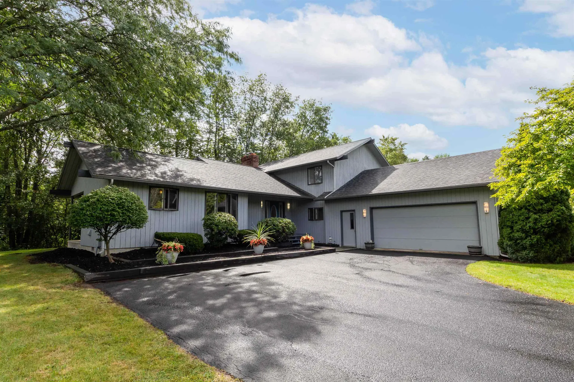 63 Harvest Lane Shelburne VT 05482