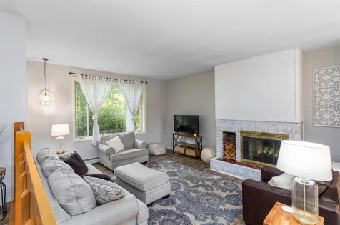 63 Harvest Lane Shelburne VT 05482