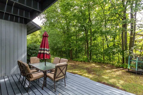63 Harvest Lane Shelburne VT 05482