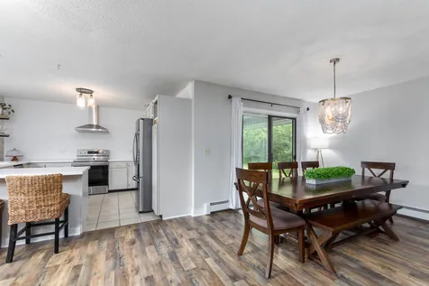 63 Harvest Lane Shelburne VT 05482