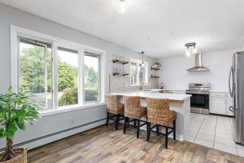 63 Harvest Lane Shelburne VT 05482