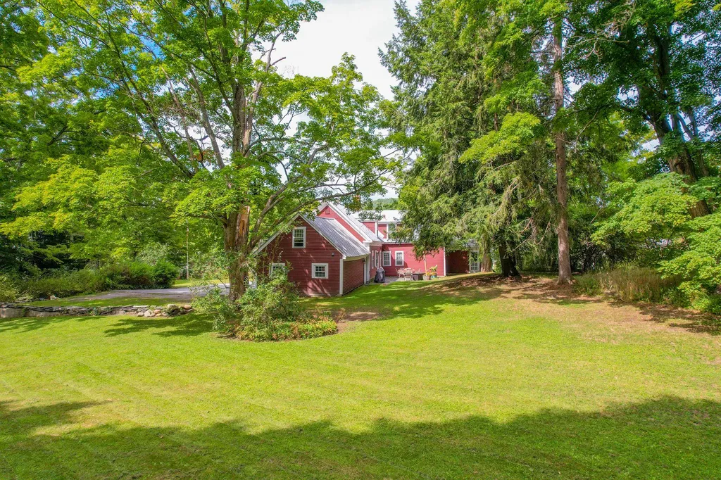 341 South Main Street Northfield VT 05663