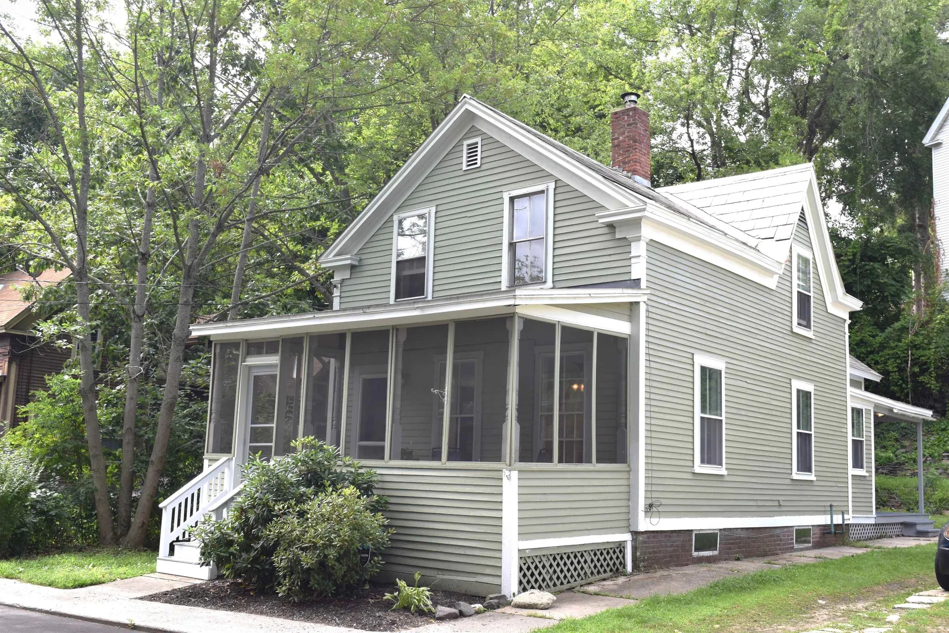 18 River Road Hinsdale NH 03451