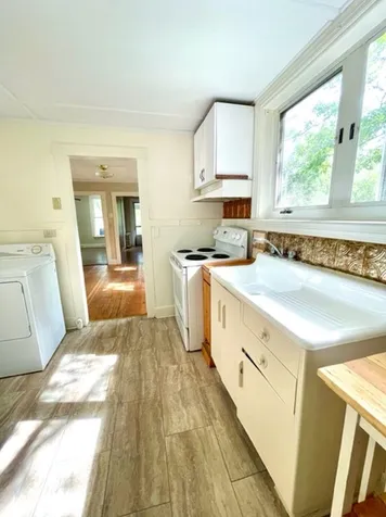 18 River Road Hinsdale NH 03451
