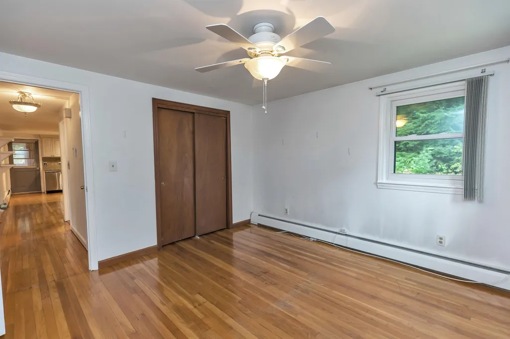 28 Jo Ellen Drive Merrimack NH 03054