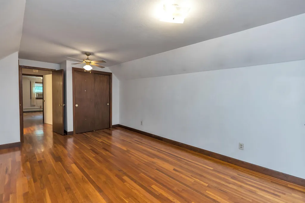 28 Jo Ellen Drive Merrimack NH 03054