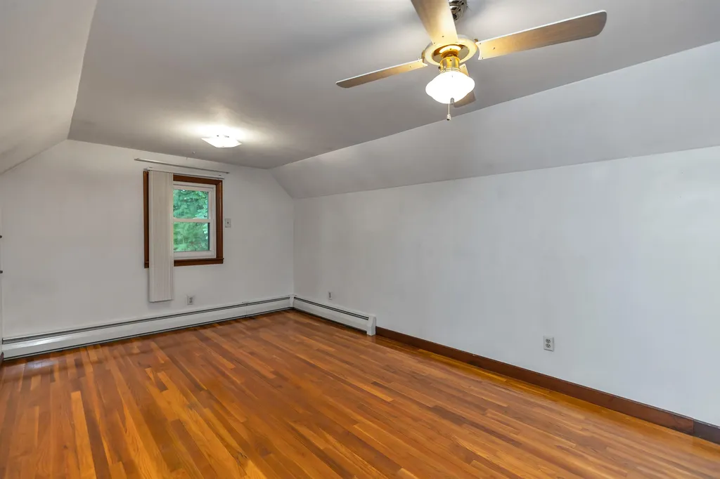 28 Jo Ellen Drive Merrimack NH 03054