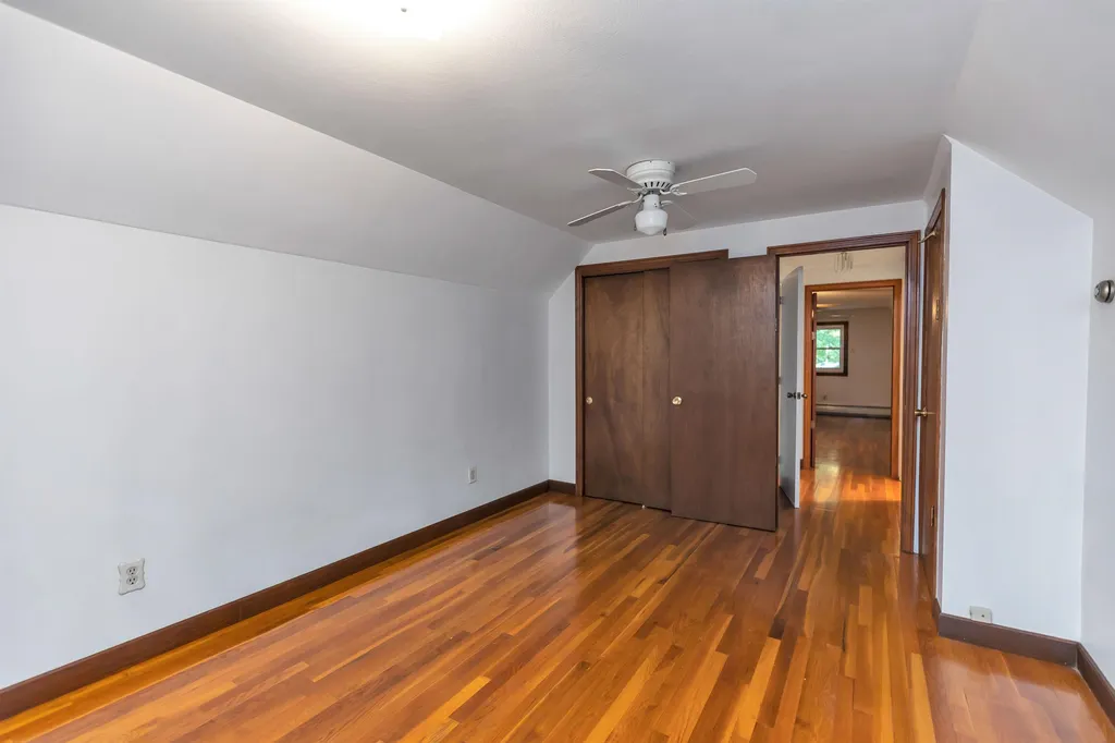 28 Jo Ellen Drive Merrimack NH 03054