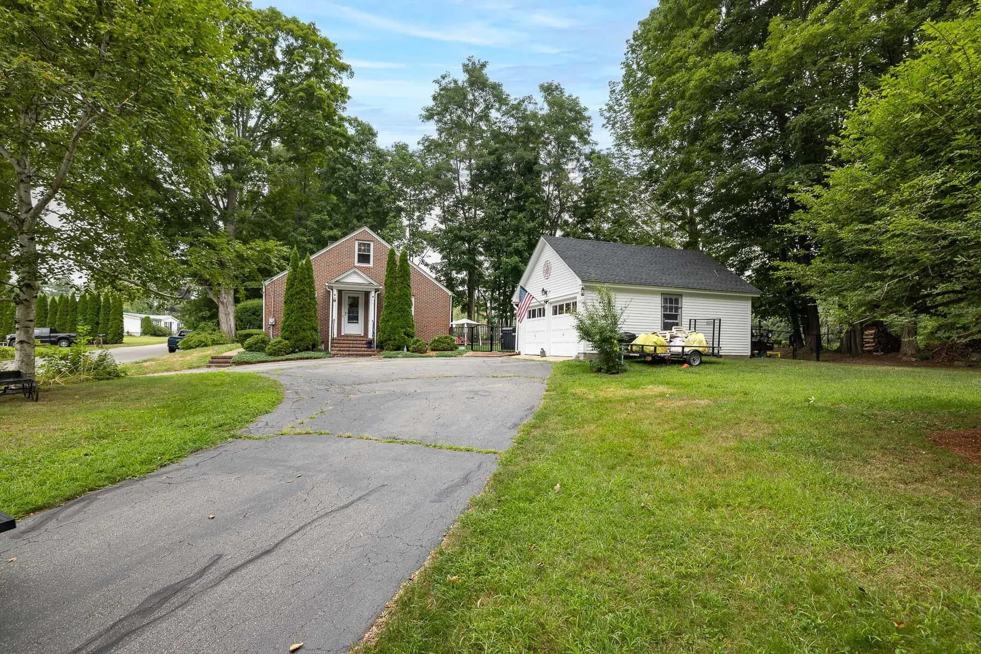 99 Elm Street Epping NH 03042