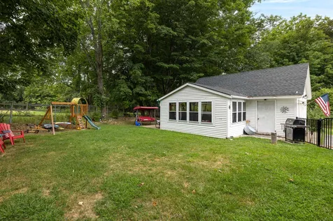 99 Elm Street Epping NH 03042
