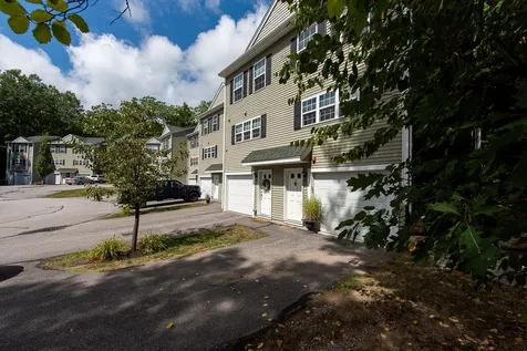 69 Breckenridge Way Laconia NH 03246