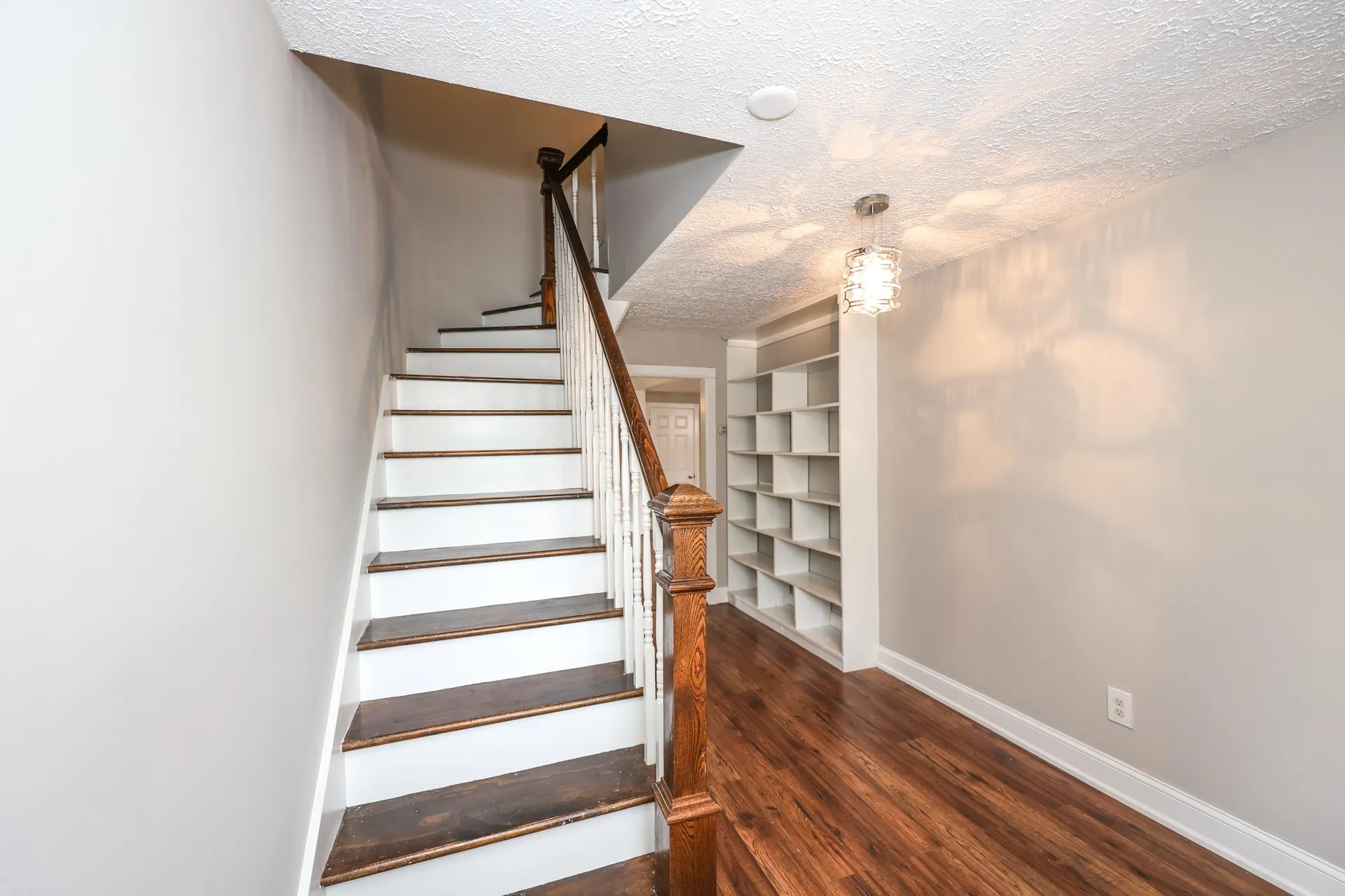 447 Hanover Street Manchester NH 03104