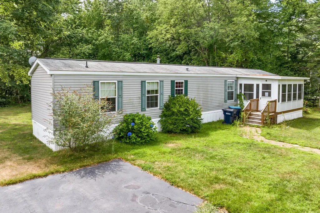 38 Lovell Road Stratham NH 03885