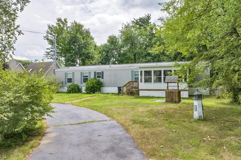 38 Lovell Road Stratham NH 03885
