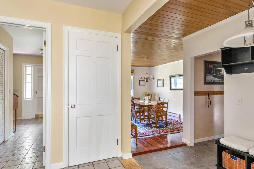 92 Oakcrest Drive Burlington VT 05408
