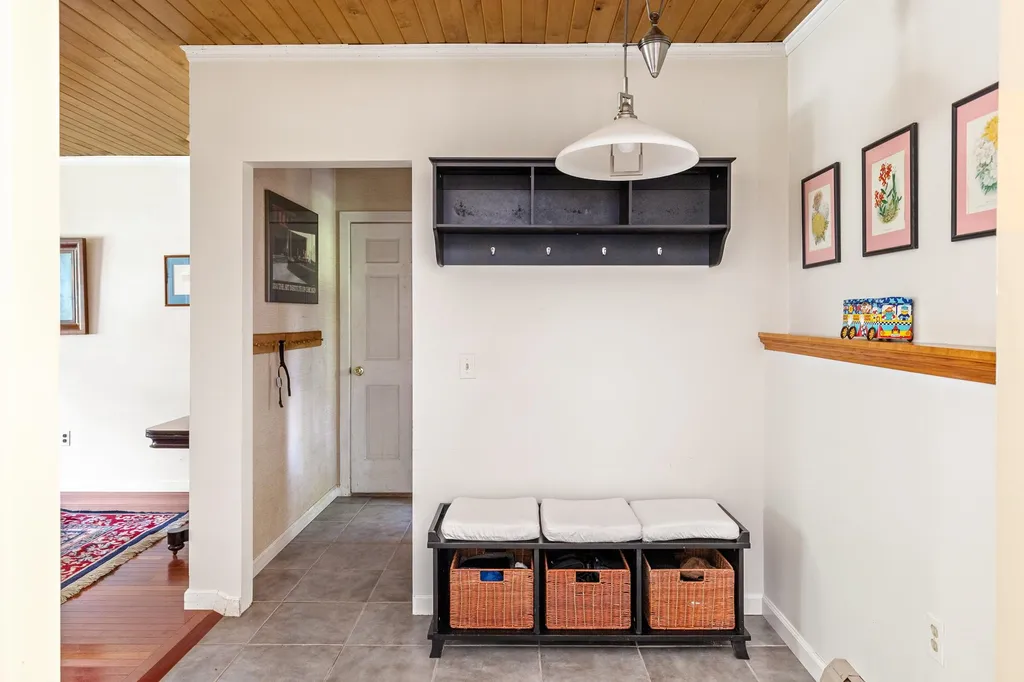 92 Oakcrest Drive Burlington VT 05408