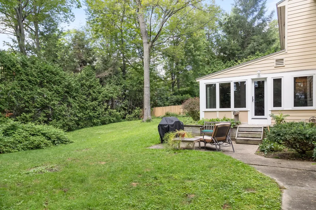 92 Oakcrest Drive Burlington VT 05408
