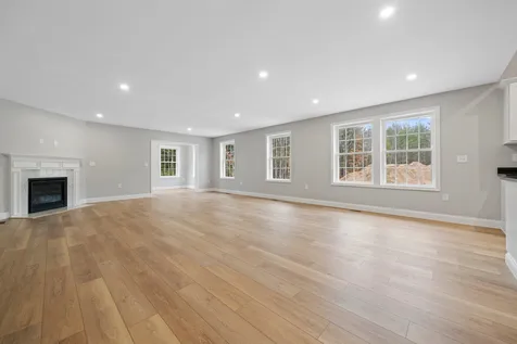 11 Sparrow Lane Laconia NH 03246