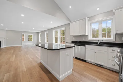 11 Sparrow Lane Laconia NH 03246