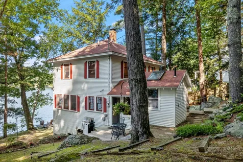 119 Leighton Avenue S Laconia NH 03246