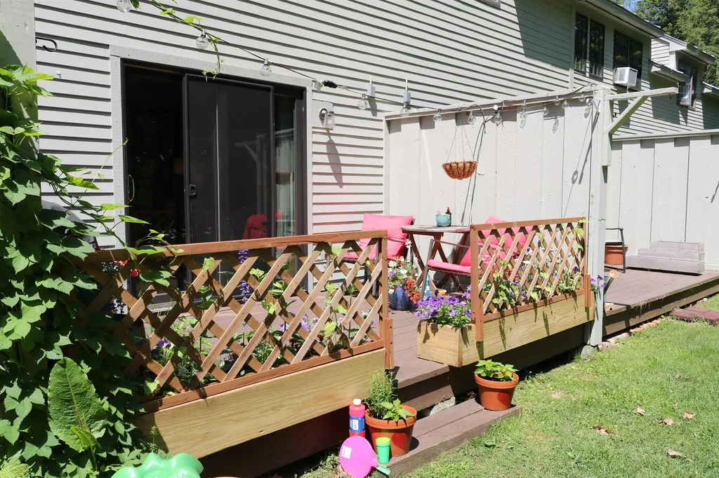 135 Woodhaven Drive Hartford VT 05001