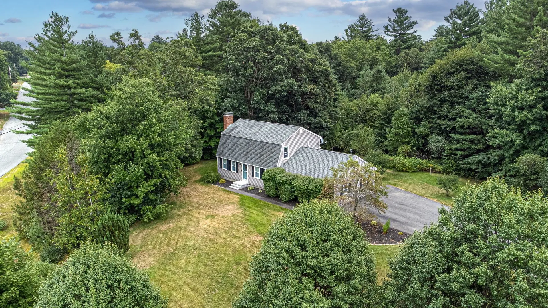 31 Pearson Street Litchfield NH 03052