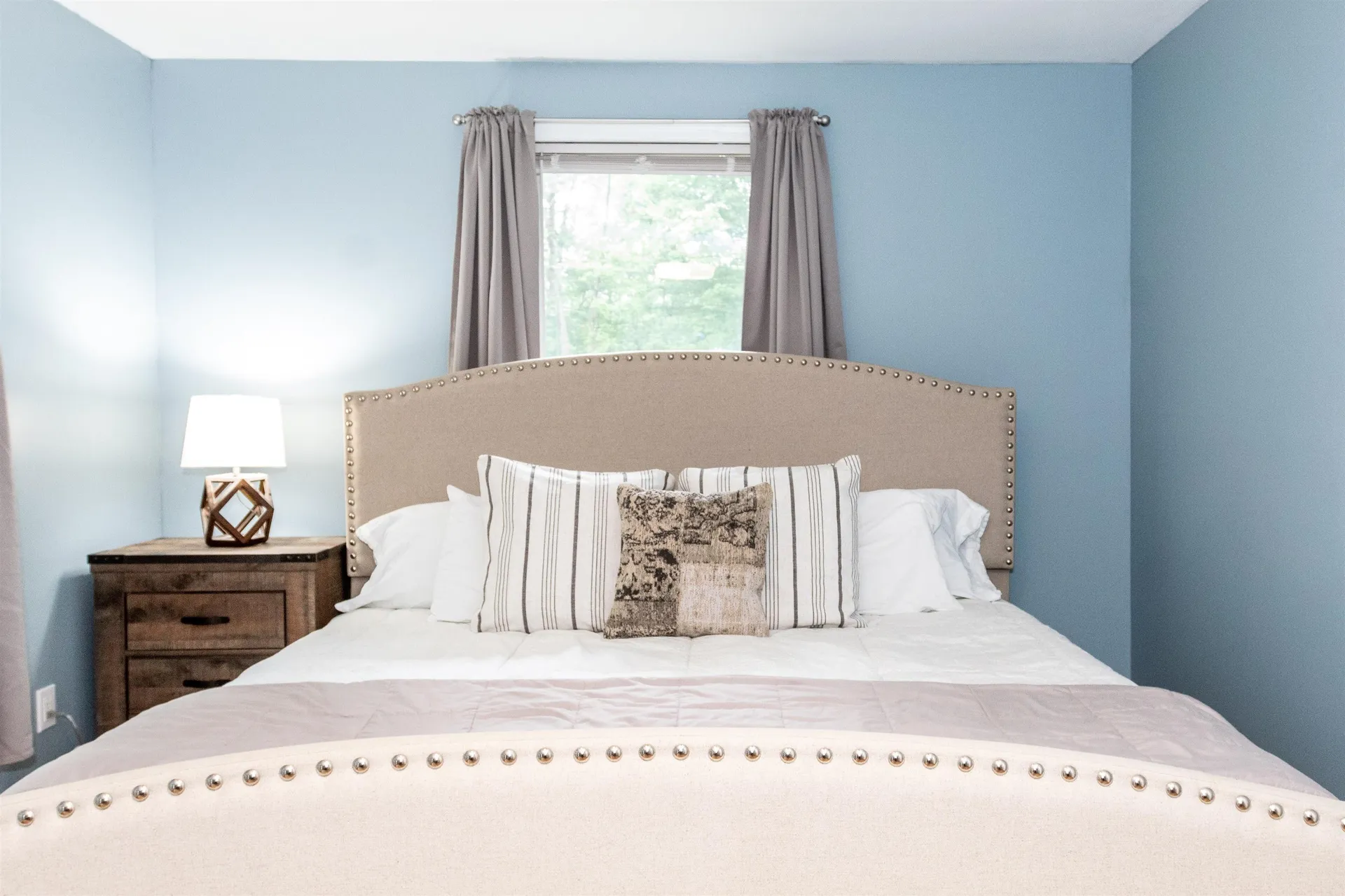 18 Hickory Way Strafford NH 03884