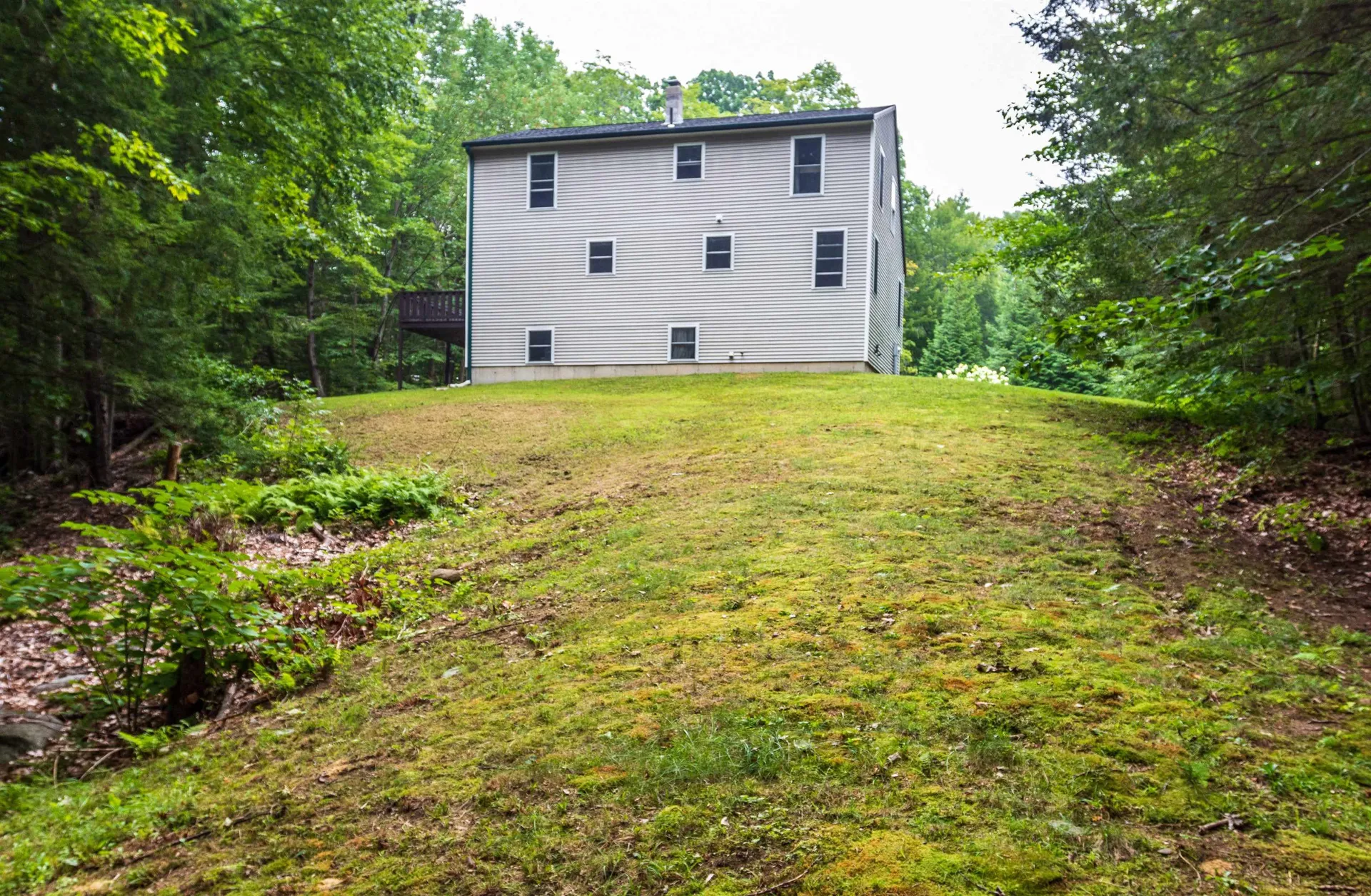 18 Hickory Way Strafford NH 03884