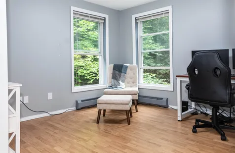 18 Hickory Way Strafford NH 03884