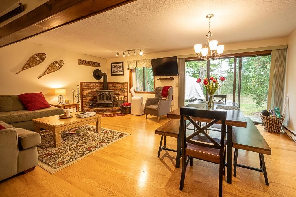 860 Murphy's Road Hartford VT 05059