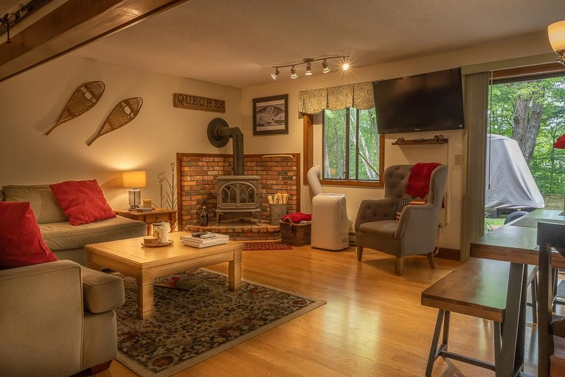 860 Murphy's Road Hartford VT 05059