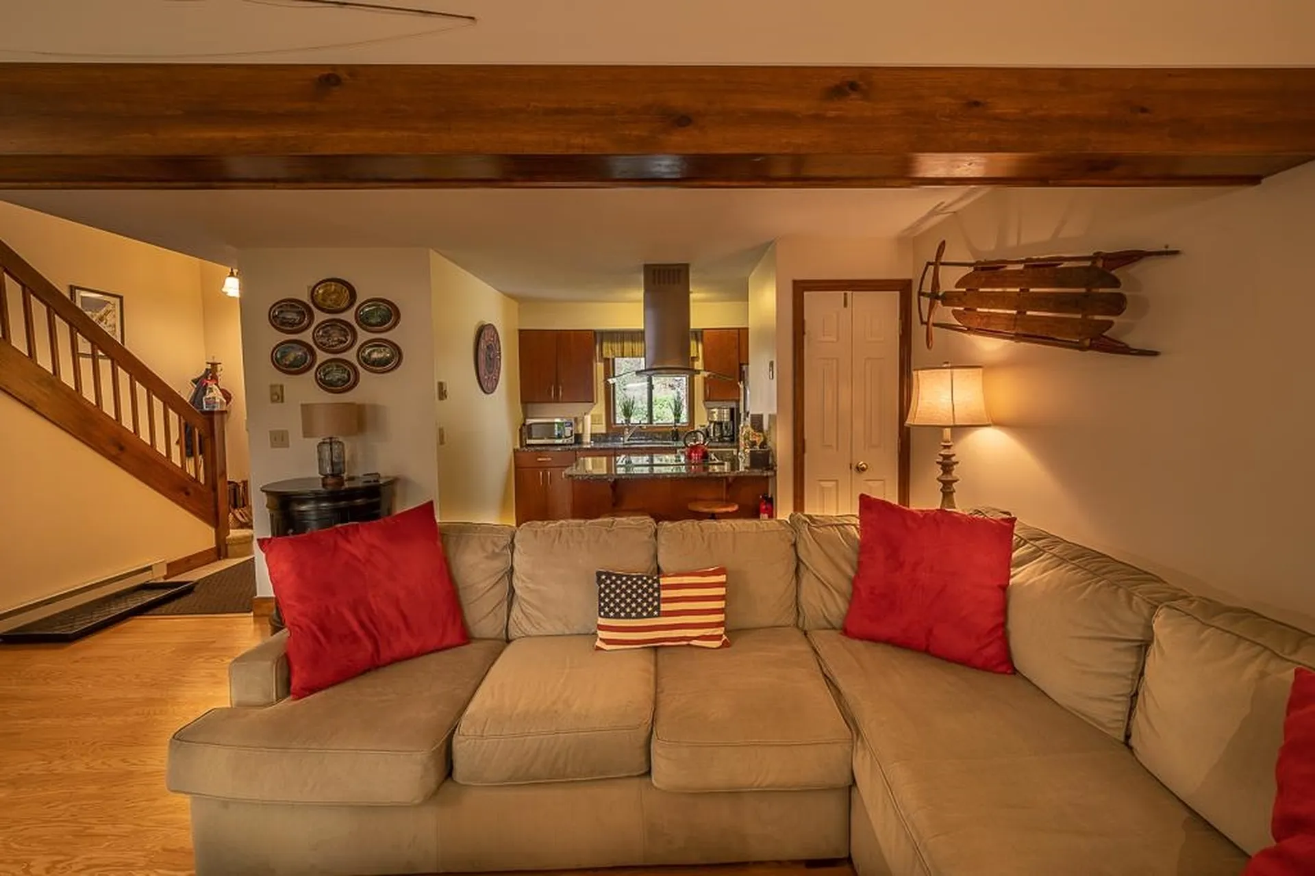 860 Murphy's Road Hartford VT 05059