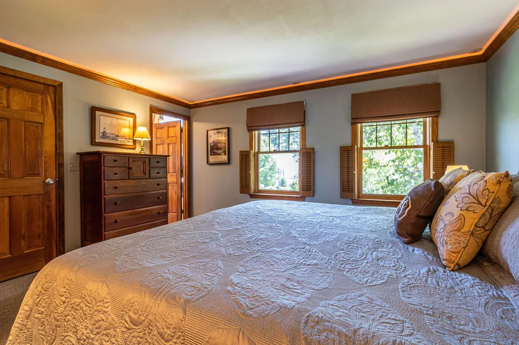 64 Oakmont Drive Concord NH 03301