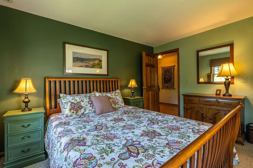 64 Oakmont Drive Concord NH 03301