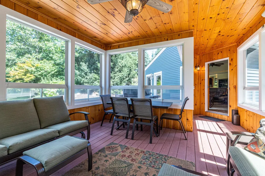 64 Oakmont Drive Concord NH 03301