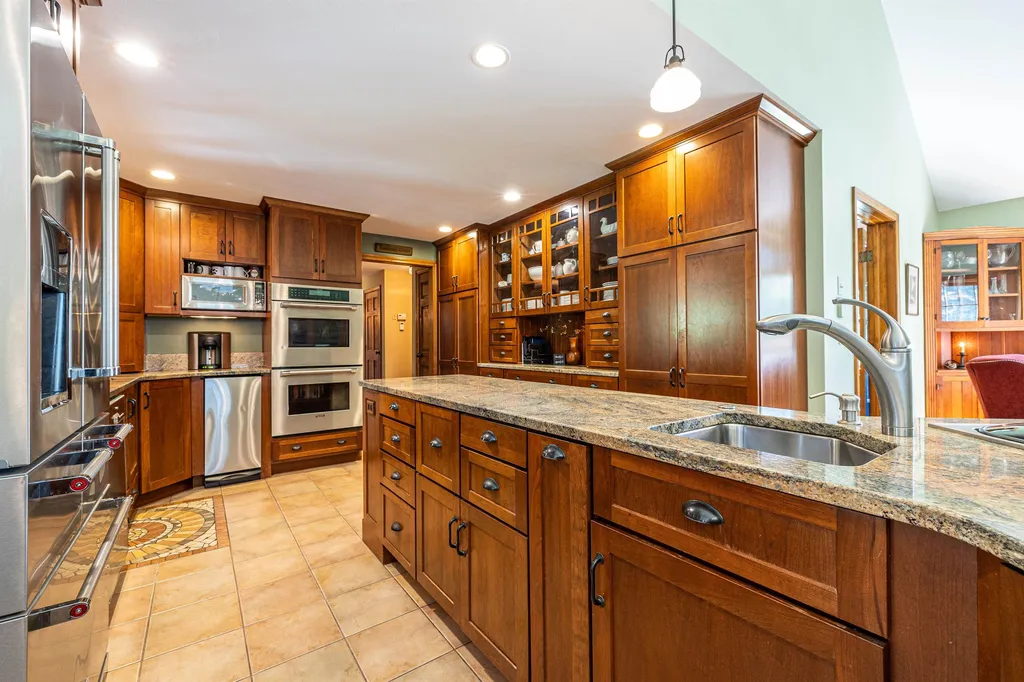 64 Oakmont Drive Concord NH 03301