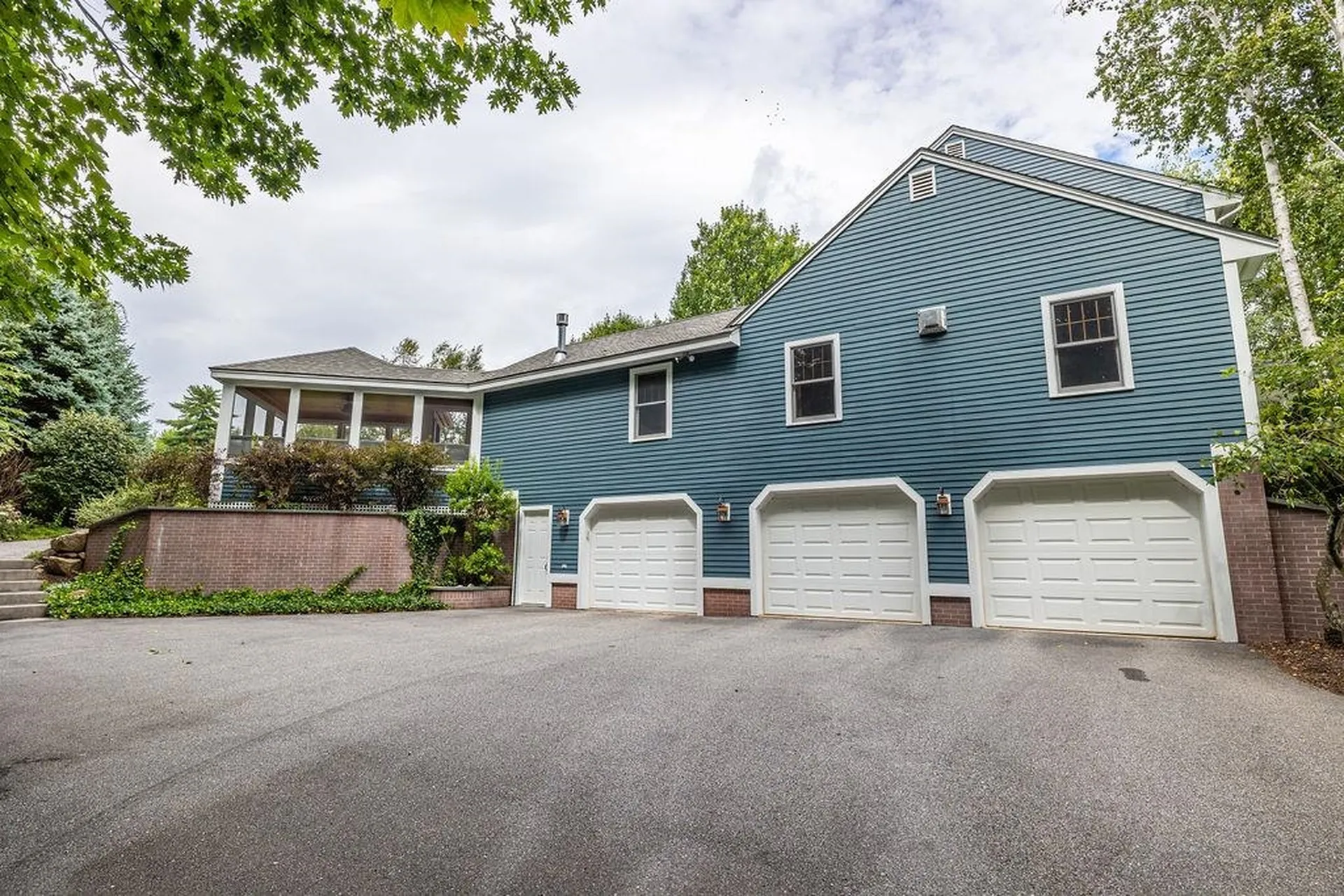 64 Oakmont Drive Concord NH 03301