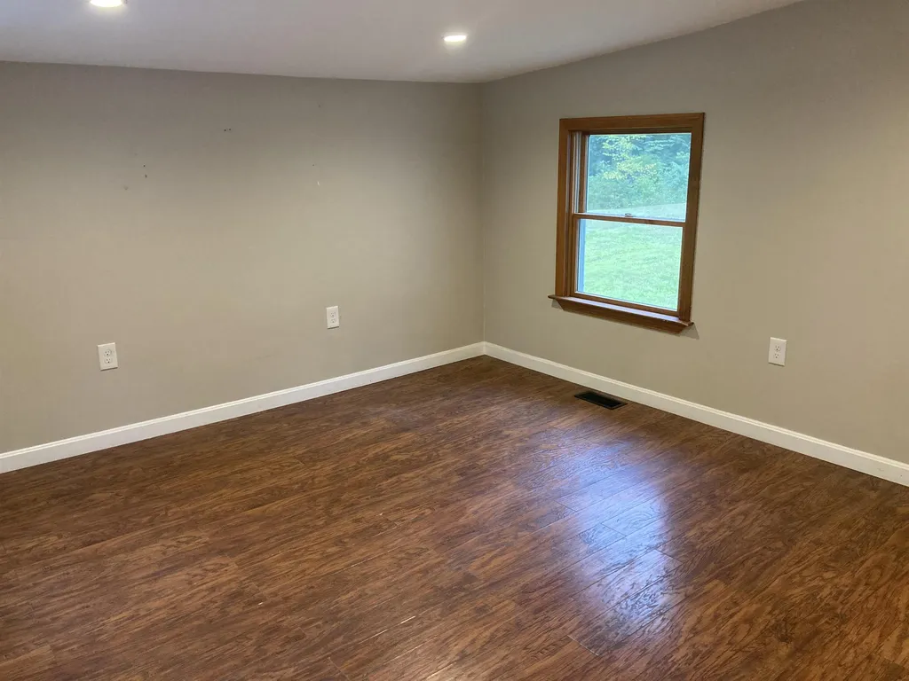 5 Wilkele Road Sandown NH 03873