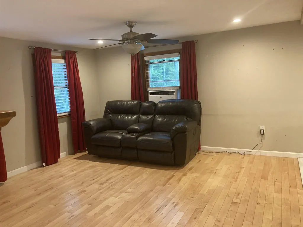 5 Wilkele Road Sandown NH 03873