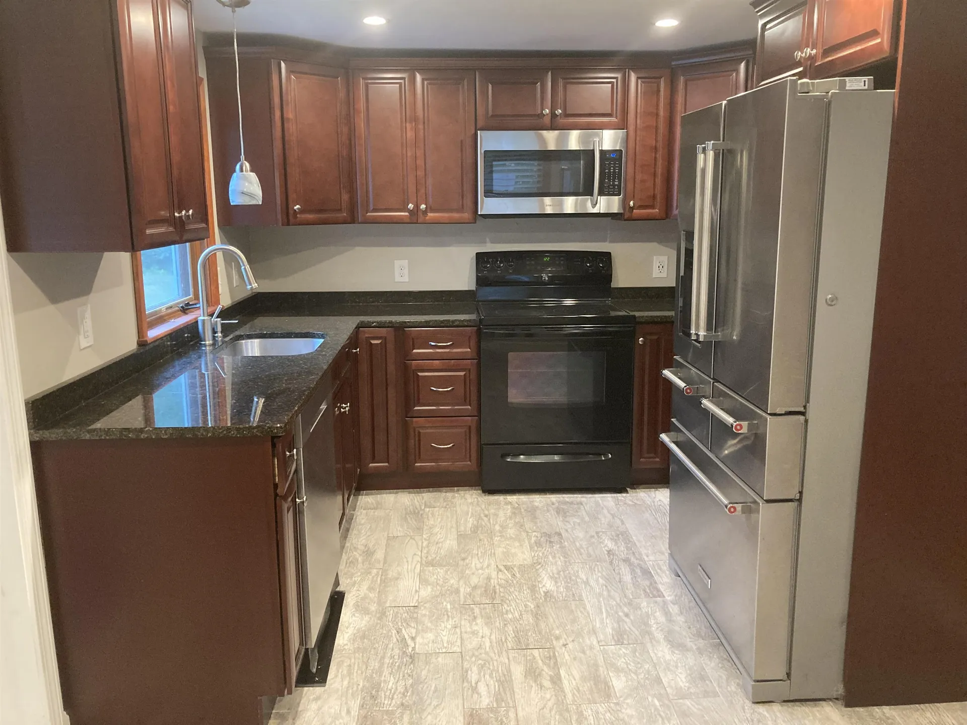 5 Wilkele Road Sandown NH 03873